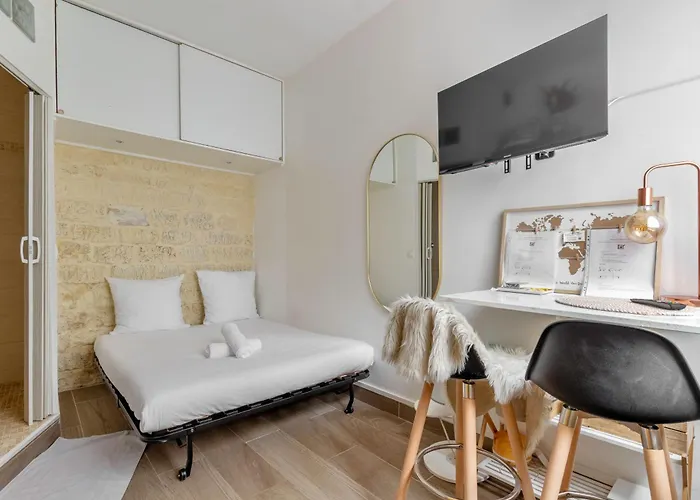 New Champs Elysees 2pax