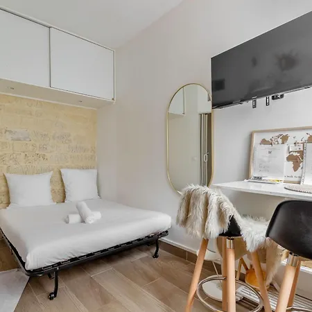 New Champs Elysees 2pax